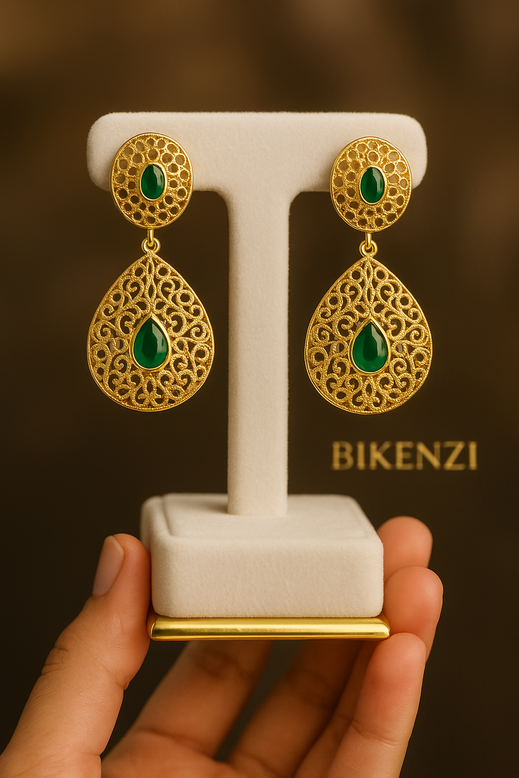 Boucles d’Oreilles BIKENZI Émeraude Royale