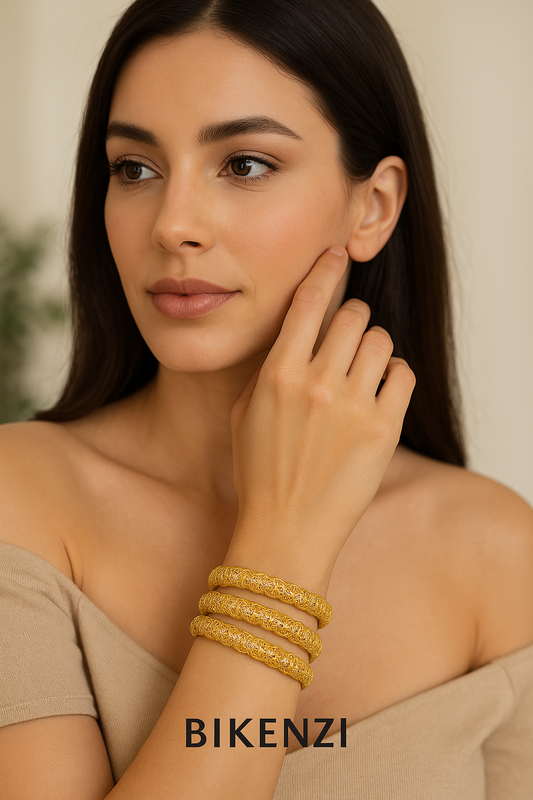 Bracelets BIKENZI Zahra – Lot de 3 bracelets dorés sculptés